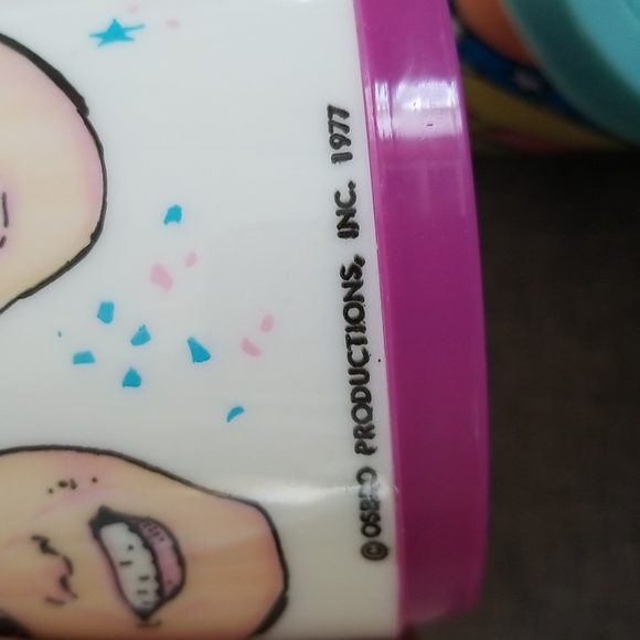 Vintage Aladdin Thermos (1977) Wonder Woman and Donny and Marie - Picture 6 of 8